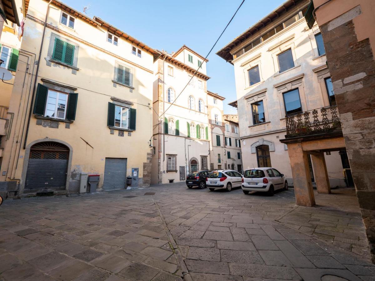 Luxury - Elegante Appartamento Nel Cuore Di Lucca Eksteriør bilde