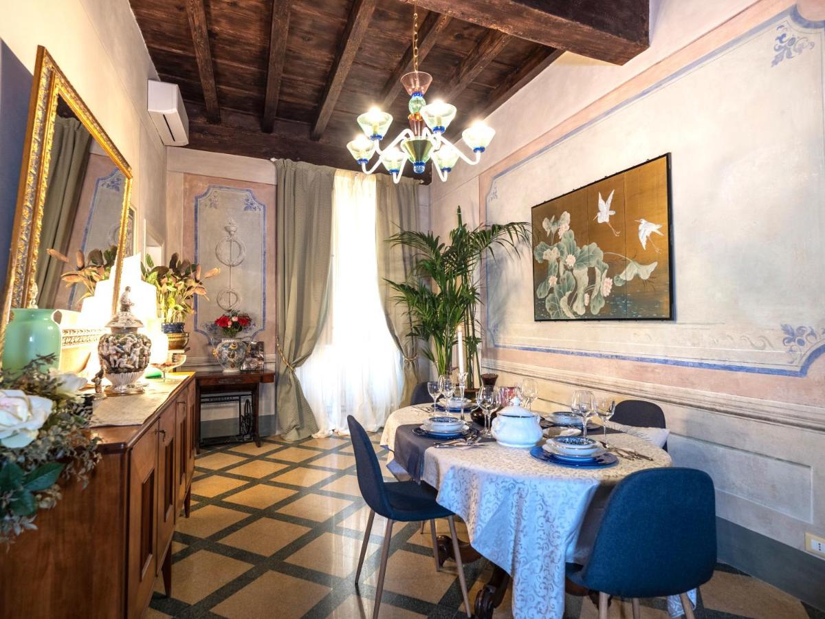 Luxury - Elegante Appartamento Nel Cuore Di Lucca Eksteriør bilde