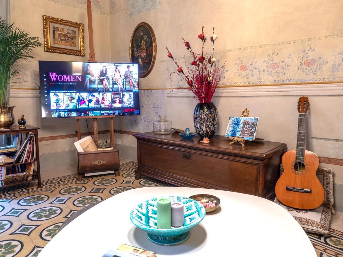 Luxury - Elegante Appartamento Nel Cuore Di Lucca Eksteriør bilde